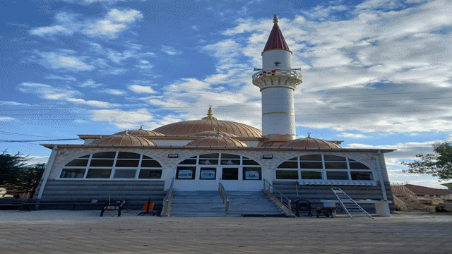 Otacı Köyü Şıhlar Mah. Camii Şerifi Ve Şeyh Abdurrahman Türbesi Kubbeleri Yenilenmiştir.